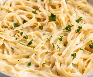 creamy fettucine alfredo